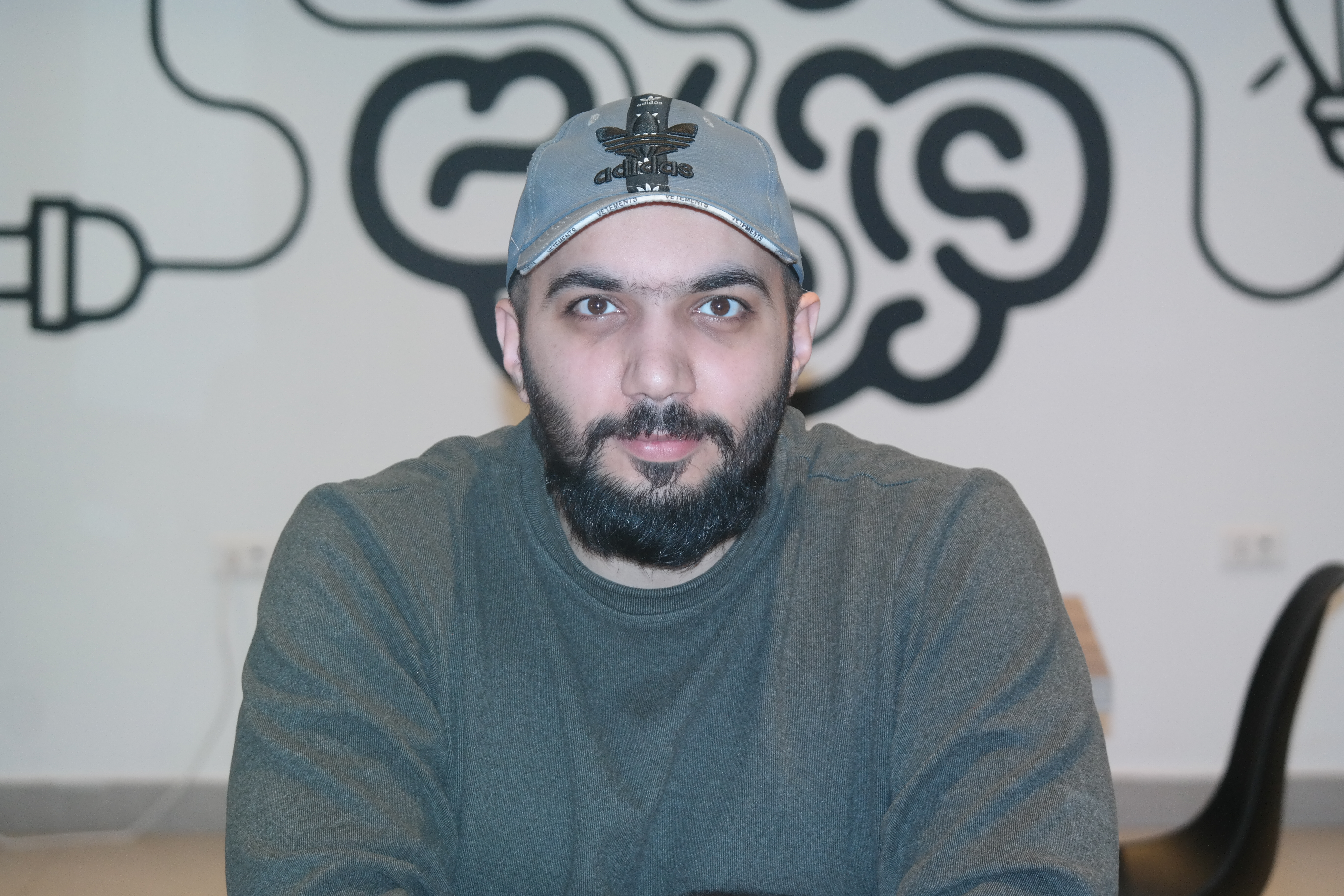 هشام برخ - المدير التنفيذي للتكنولوجيا والمؤسس المشارك في مكنة